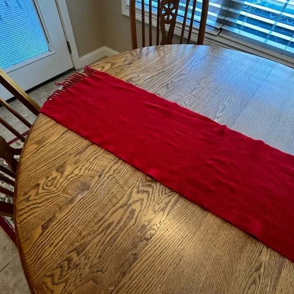 FENDI Vintage Red Wool Fringed Neck Wool Scarf Unisex Men’s Women’s - Picture 3 of 7